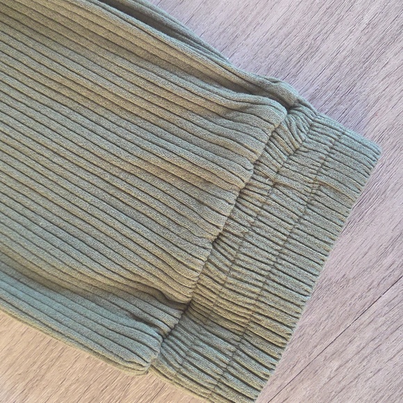 Women's Farm Rio Size G(Large/10) Green Ribbed Joggers - Picture 2 of 6